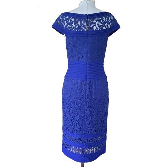 TADASHI SHOJI Blue Lace & Pintuck Bateau Neckline Sheath Dress Sz 10 Cocktail - Picture 4 of 11